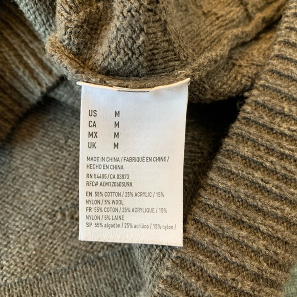 American Eagle Sweater - Picture 4 of 10